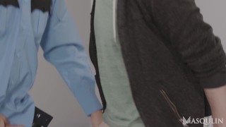 La sécurité de l’aéroport Michael DelRay emmène Jack Hunter pour un examen privé